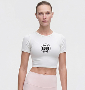 เสื้อยืดครอปผู้หญิงแบบรัดรูป คอเสื้อแบบกำหนดเอง ผ้าริบ 94% วิสโคส 6% สแปนเด็กซ์ เหมาะสำหรับเล่นกีฬาและโยคะ - Product Image 1