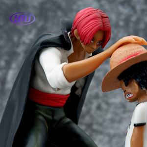 Figurine en PVC de <span class=keywords><strong>Shanks</strong></span>, le roi pirate, avec <span class=keywords><strong>chapeau</strong></span> de paille, cheveux rouges, version scène, ornement à thème cinéma et télévision, avec tête qui se batte - Product Image 1
