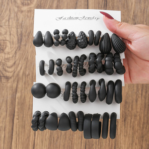Fashion Jewelry Geometric <b>Black</b> C Shaped <b>Earrings</b> Set For Women <b>Stud</b> <b>Earrings</b> With Steel Posts - Product Image 1