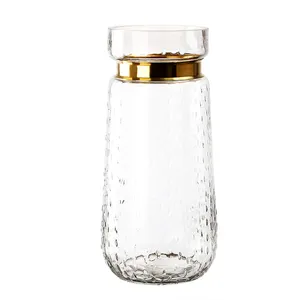 Großhandel customized verschiedene formen Europäischen kupfer ring goldene transparent glas vase europäischen stil glas vase
