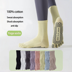 Chaussettes de yoga et de Pilates pour femmes LONGFEI, vente en gros, logo personnalisé, fabricant, chaussettes de yoga antidérapantes spéciales à cinq doigts - Product Image 3