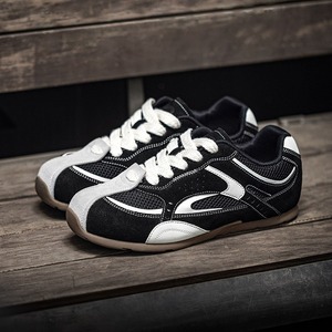 Chaussures de course noires et blanches pour hommes, nouveau style 2026, baskets décontractées respirantes à semelle plate, chaussures d'entraînement rétro à semelle fine - Product Image 2