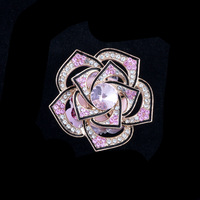 Vente en gros de perles fantaisie à fleurs creuses pour fabrication de stylos pour femmes et filles, perles roses rotatives en cristal avec strass, jouets de fabrication de bijoux pour bricolage