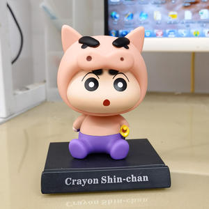 HESPER Accessoires créatifs d'anime, figurine Crayon Shin-Chan en version travesti, poupée mignonne à tête oscillante, jouets de décoration de <span class=keywords><strong>voiture</strong></span>, cadeau pour garçons - Product Image 3