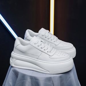 Baskets compensées de luxe pour femme, collection Printemps 2026, à bout rond, à lacets, couleur unie, en <span class=keywords><strong>cuir</strong></span> de vachette double couche, blanches, décontractées, rehaussantes - Product Image 1