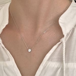 Collier pendentif Dylam Classic Collection High Jewel en argent sterling 925 avec zircone 5A solitaire de 5 mm pour femmes - Product Image 6