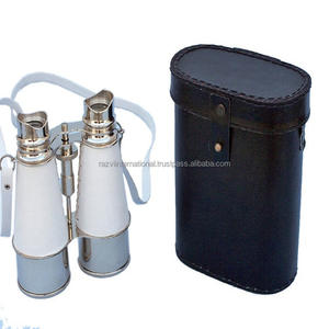 Jumelles nautiques de luxe avec cadeau de boîte en cuir pour les amateurs de télescope et de jumelles - Product Image 1