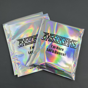 Wholesale Laser Holographic Poly Mailers Custom Logo Rainbow Iridescent Shipping Envelopes Boutique Apparel Packaging Bags - Product Image 4