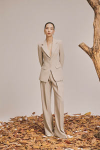 Pantalones de estilo elegante rústico para mujer al mejor precio colección de otoño servicios ODM hechos en Vietnam - Product Image 5