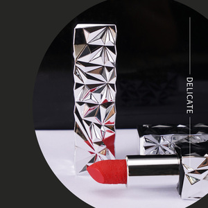 Thiết Kế Độc Đáo Shiny Vàng Bạc Và Màu Đỏ Đẩy Lên Rỗng Vuông Nhôm Son Môi Ống Nhãn Hiệu Riêng - Product Image 5