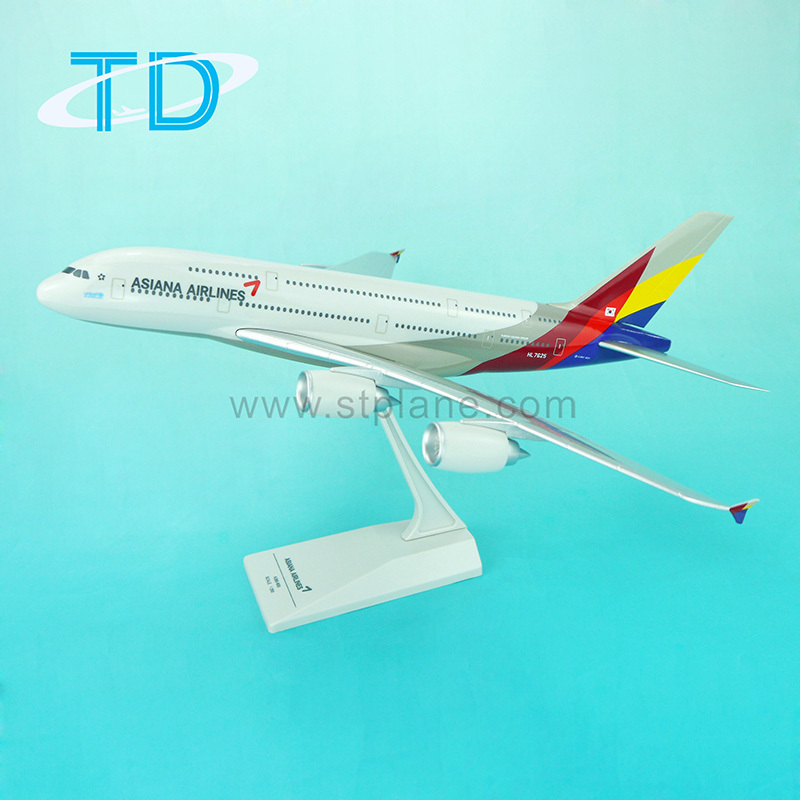 Asiana Airlines Airbus A380 ABS Plastic Model - 1/200 Scale