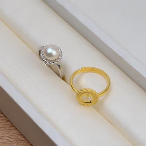 ชุดเครื่องประดับเงินแท้ S925 สำหรับผู้หญิง ชุด DIY จี้ห้อยคอ แหวน ต่างหูทรงสามเหลี่ยม ประดับเพชร ไข่มุกเม็ดใหญ่ ถาดใส่เครื่องประดับ - Product Image 4