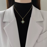 Vente chaude En Acier Inoxydable 18k Or Zircon Coeur Lune Planète Pendentif Collier Femmes De Luxe Étoile Collier pour Femmes Cadeau