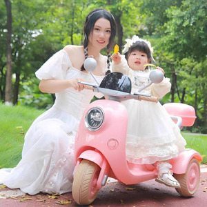 Tricycle électrique pour enfants, voiture jouet à roulettes, véhicule motorisé rechargeable en plastique pour les jeux en plein air des enfants - Product Image 3