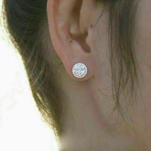 Orecchini a bottone rotondi con zirconi bianchi per donna, gioielli eleganti e scintillanti - Product Image 2