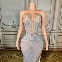Luxuriöses Paillettenbesetztes Bodycon Bodenlange Abendkleider für Bühnentanz und Formelle Anlässe Weiße Hochzeits-Strass-Kleider mit Hohem Schlitz