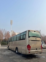 Autobús de Lujo Usado de 53 Asientos para Transporte, Diésel, Transmisión Manual, Emisión Euro 5, Volante a la Izquierda, Delantero
