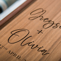 Boîte cadeau en bois de luxe pour vin, logo de marque personnalisé, rembourrage intérieur en bois naturel, présentation haut de gamme, collection de vins