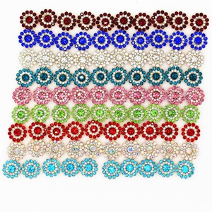 Nouveaux strass en verre cristal 3D en forme de tournesol à trois couches, 14 mm, cousus à la main, pour accessoires vestimentaires, chaussures et sacs - Product Image 4