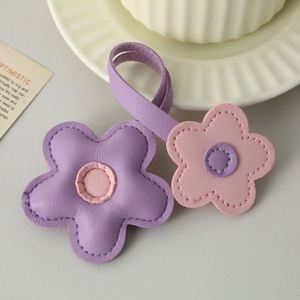 <b>Pastel</b> Color PU Leather Flower Charm Cute Pendant Keychain Minimalist Floral Bag Accessory for Purse & Luggage <b>Decor</b> - Product Image 6