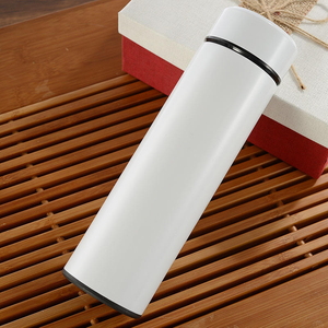 Bouteille d'eau isotherme en acier inoxydable, simplicité et haute valeur esthétique, bouteille d'eau isotherme intelligente pour la maison - Product Image 4
