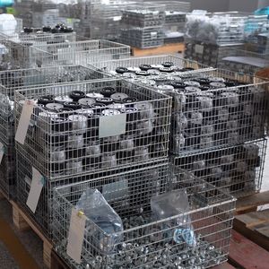 Kit de <span class=keywords><strong>courroie</strong></span> de distribution avec pompe à eau pour Dacia Nissan Renault VKMC061343 ensemble de <span class=keywords><strong>courroie</strong></span> de distribution poulie tendeur 7701477028S2 - Product Image 3