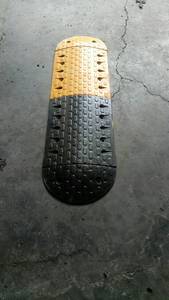 แผ่นลดความเร็วคุณภาพสูง ขนาด 500*400*50 มม. - Product Image 6