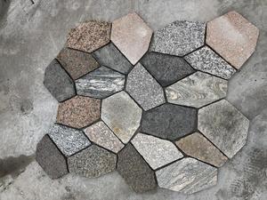 Natürlicher Granit Moderner Polygonaler Bruchstein Unregelmäßiger Netzrücken-Pflasterstein für Außenbereich Einfahrt Treppe Fabrikpreis - Product Image 2