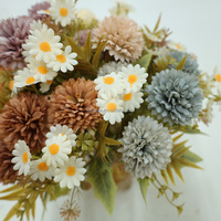 Buket Campuran Bunga Pompon & Daisy Musim Gugur Buatan, Rangkaian Bunga Krisan Chamomile Palsu