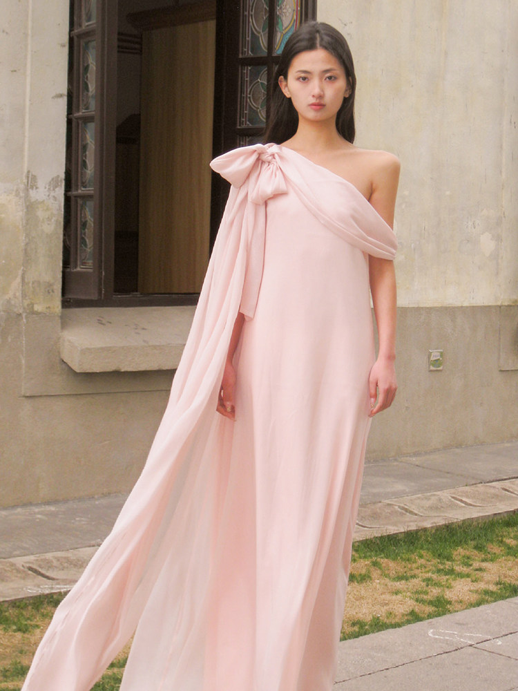 red dress engagement photos Pink V-Neck Empire Waist Tiered Long Prom Dress with Ruffles – Pgmdress