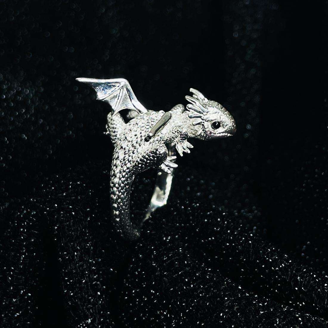 Dragón de plata