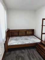 Lit simple moderne en bois massif pour enfants avec bibliothèque intégrée et plateforme de rangement, écologique, idéal pour les petites chambres