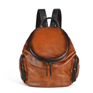 Bolso Ando, Mochila Vintage de Cuero Genuino para Mujer, Compacta, de Piel de Vaca, con Frente Redondo y Bolsillos con Cremallera - Product Image 5