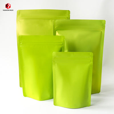 สีเขียวอ่อน