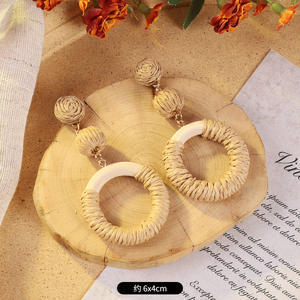 ต่างหูทอแบบวินเทจสำหรับผู้หญิง1024 - Product Image 1