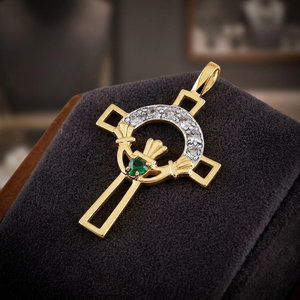 Collier avec pendentif croix plaqué or, charme en zircon, accent émeraude, bijoux pour femmes, cadeau unisexe - Product Image 3
