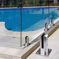 Système de balustrade en verre Prima Modern Spigot, montage en surface, verre trempé, pour balcon de villa de luxe