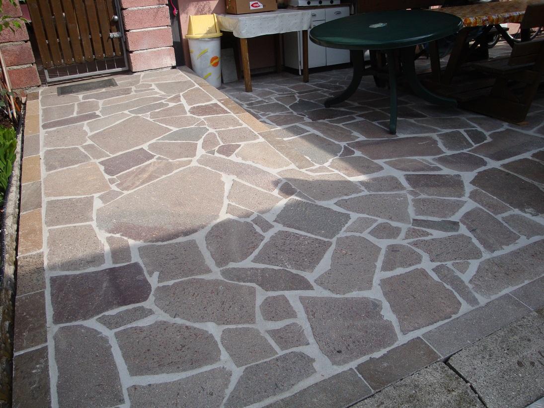 สีเทาสีม่วงสีน้ำตาล