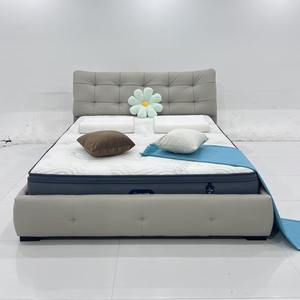 <span class=keywords><strong>Lit</strong></span> capitonné moderne <span class=keywords><strong>marron</strong></span> avec tête <span class=keywords><strong>de</strong></span> <span class=keywords><strong>lit</strong></span> haute - Taille et couleur personnalisables - Product Image 4