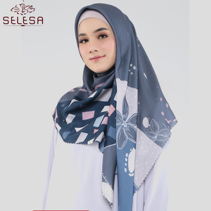 Pañuelo <span class=keywords><strong>Tubular</strong></span> de Seda Satinada con Estampado de Bandera, Calavera y Estrellas, Chal Maxi Hijab para <span class=keywords><strong>Mujer</strong></span>, Venta al por Mayor - Product Image 2
