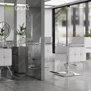 เก้าอี้ตัดผมทรงหรูหราสำหรับร้านเสริมสวยทันสมัย โครงสีทองหุ้มหนังสีดำ เหมาะสำหรับร้านตัดผมชาย - Product Image 6