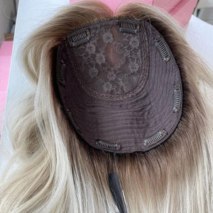 100% <span class=keywords><strong>capelli</strong></span> umani europei evidenziano Base di seta bionda parrucchino Base di seta legata a mano Topper per le donne che perdono i <span class=keywords><strong>capelli</strong></span> - Product Image 6
