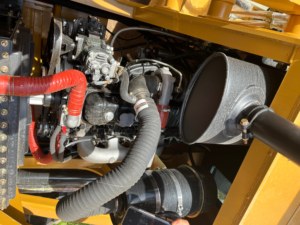 Nueva llegada: Retroexcavadora Caterpillar CAT420F2 usada, modelo 2023, carga nominal de 5775 kg, excelente estado. - Product Image 3