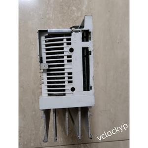 Lenze E82EV751_4C200 Vector 8200 รุ่น: 3A30 0.75kW มือสอง - Product Image 3
