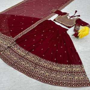 Lehenga Choli Indio Color Granate para Fiestas, con Bordado de Hilo, Detalles de Lentejuelas y Latkan Dupatta para Vestimenta Tradicional - Product Image 5