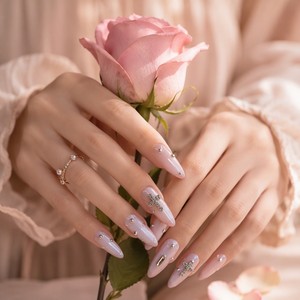 Uñas postizas acrílicas 3D con diamantes de imitación rosas, de cobertura completa, en formas cuadradas, stiletto y ataúd para dedos. - Product Image 4