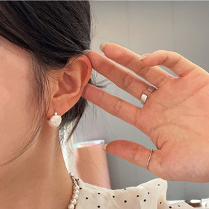 Kaiming S925 Sterling Silver Heart Stud <b>Earrings</b> For Women Korean Style Everyday Wear Jewelry 925 Silver Ear <b>Post</b> - Product Image 1