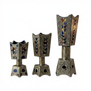 Mubakhar Árabe de Latón, Elaborado con Arte, Combinando Elegancia Moderna, Construcción Duradera, Diseño Sostenible, Hecho a Mano, Religioso - Product Image 1