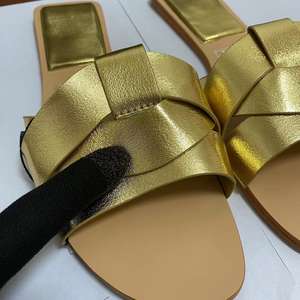 Mules plates sexy pour femmes, pantoufles en cuir PU, mocassins décontractés d'extérieur, sabots colorés imperméables – Direct Usine - Product Image 3