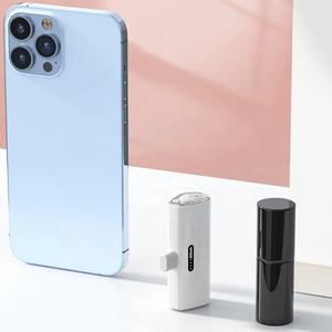 Mini Banco de Energía Portátil con Llavero, 5000mAh, con Cable Integrado para iPhone y Android - Product Image 2